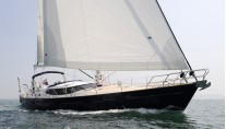 Discovery Yachts More Magic - Sailing 2